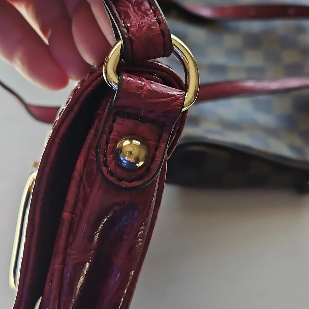 Nine West Bag Crocidile Embossed Red With GOLD Crossbody - Picture 10 of 12